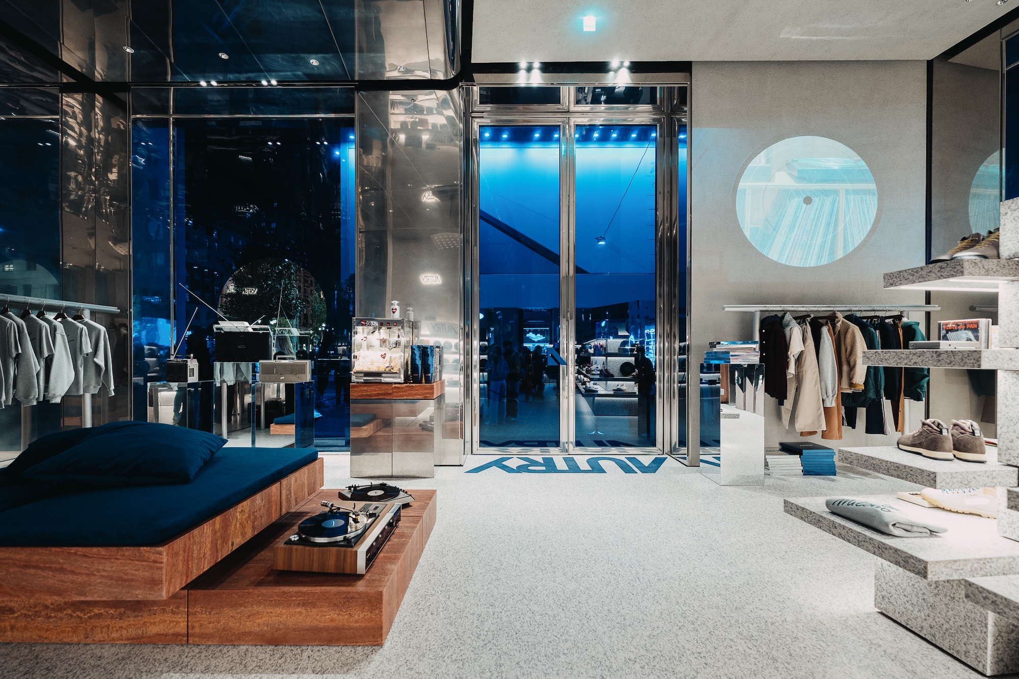 Autry Sneakers Flagship Store 3