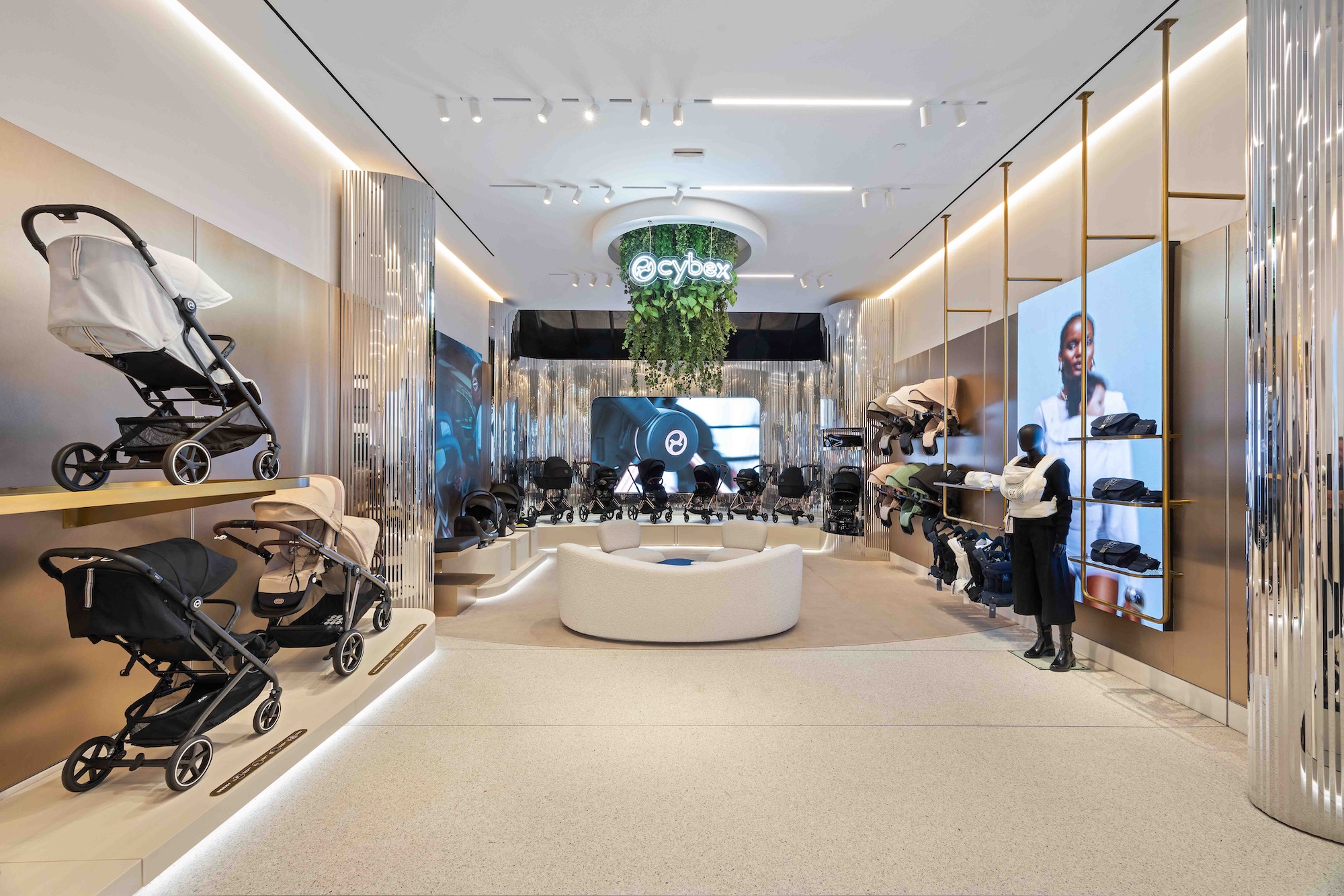 Cybex New York flagship passeggini accessori 3