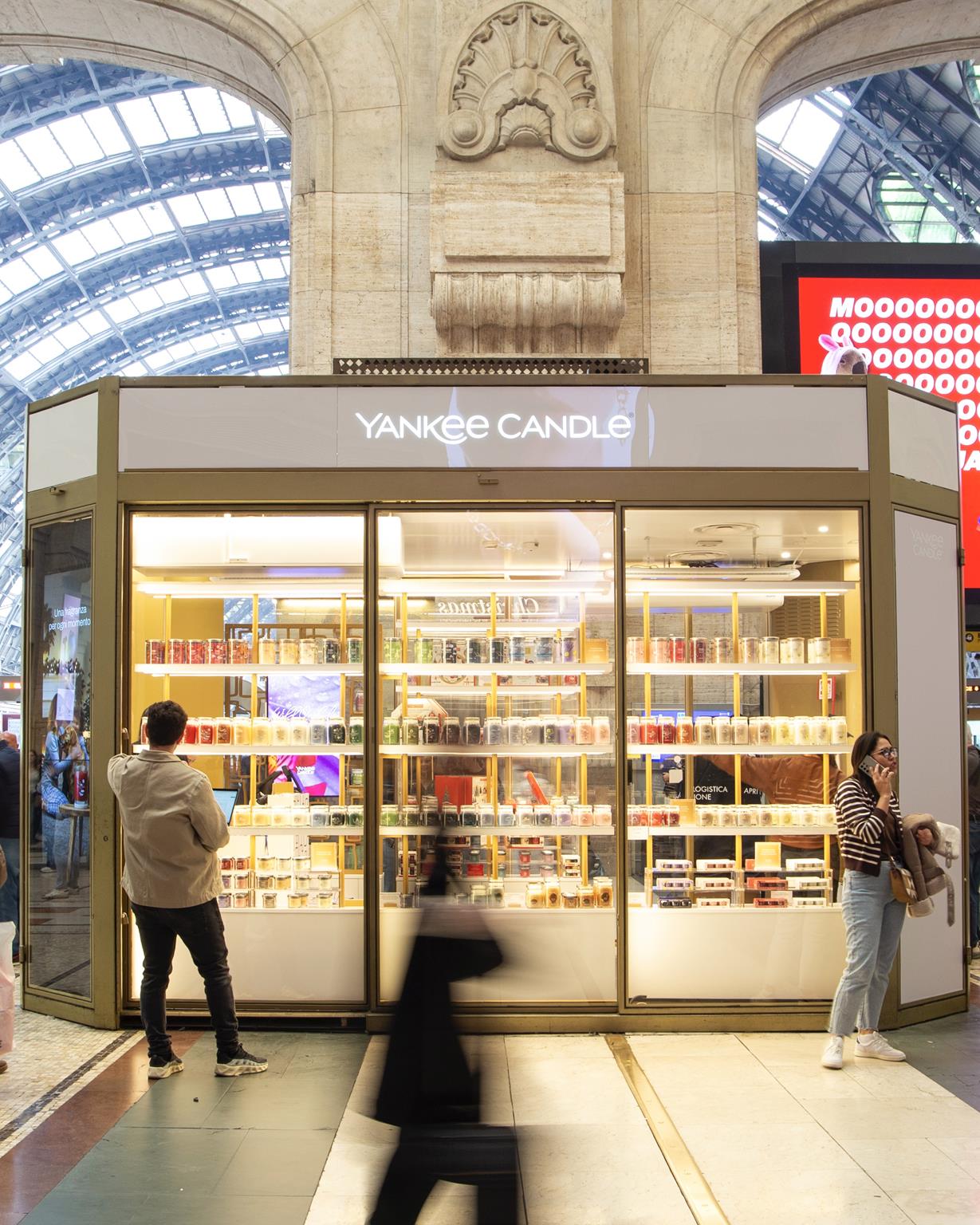 POP UP STORE A MILANO YANKEE CANDLE COLLEZIONE APRES SKI 