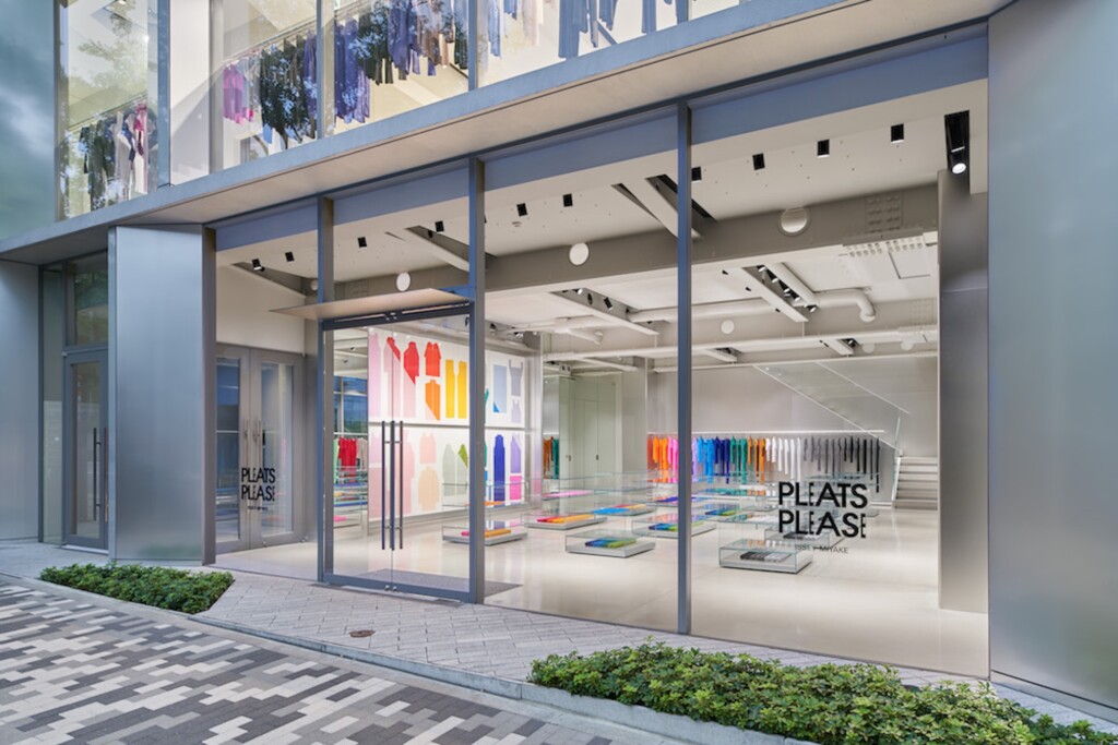 Pleats Please Issey Miyake store Aoyama Fashion 2