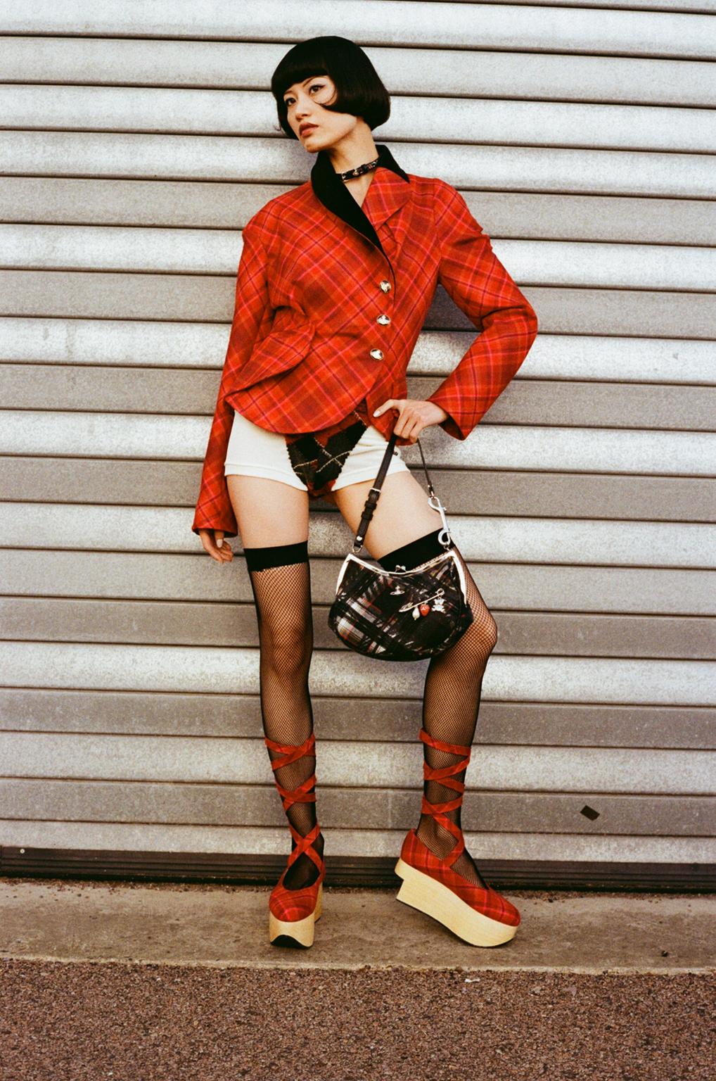 Vivienne Westwood celebra il 25º anniversario di Nana il manga cult di Ai Yazawa