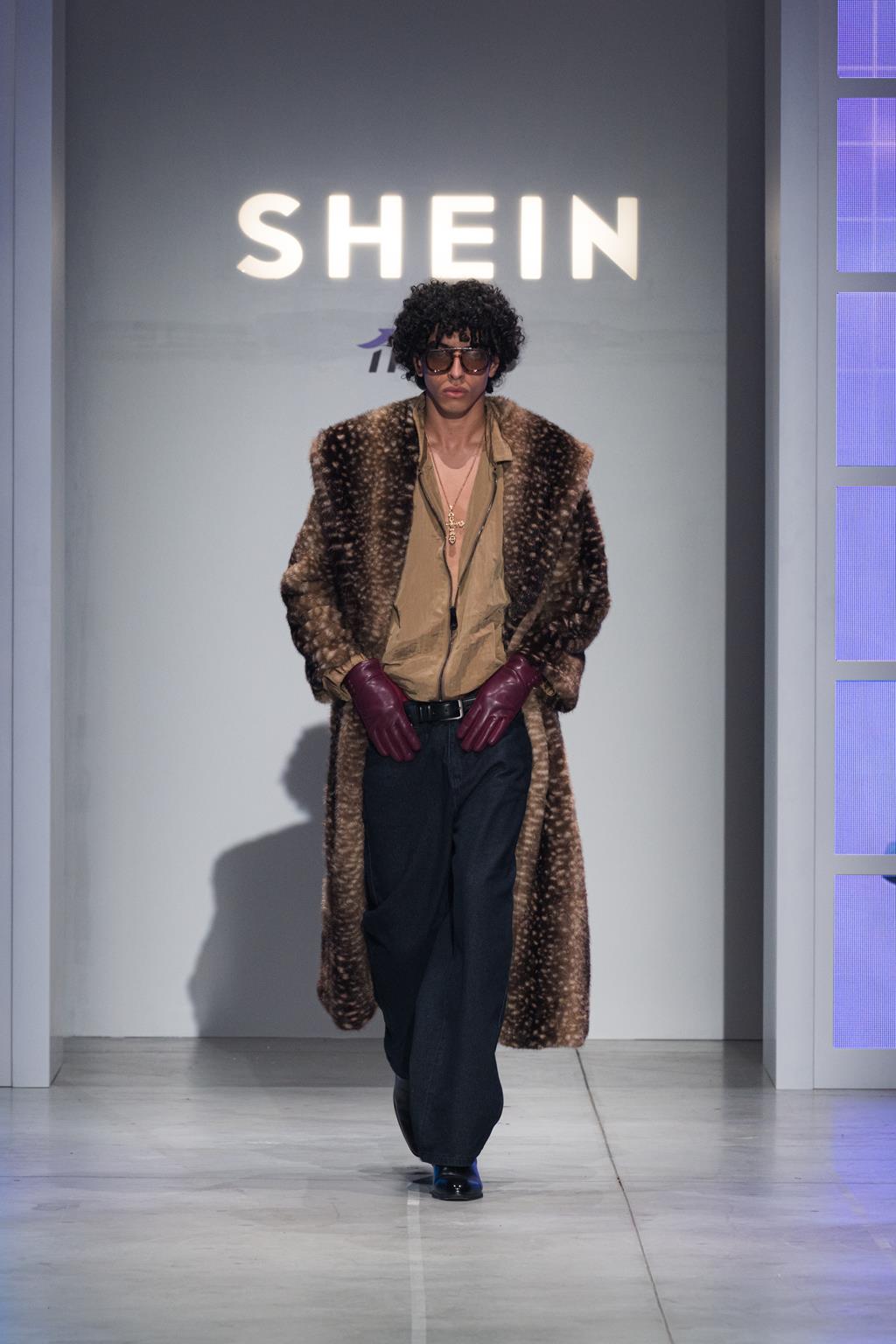 shein festeggia 13 anni con la prima sfilata in italia