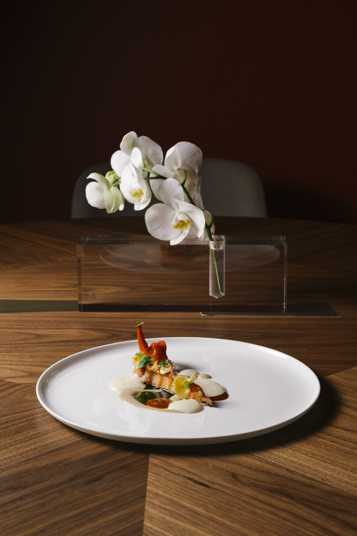 Napoli de Bonart Naples Curio Collection by Hilton