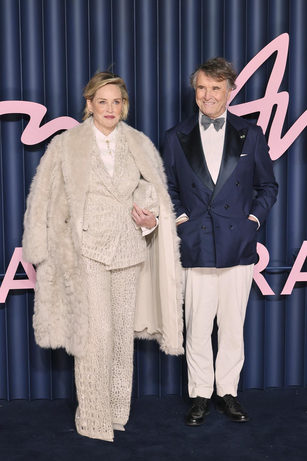 Brunello Cucinelli riceve l’Outstanding Achievement Award ai Fashion Awards 2025
