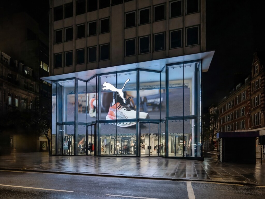 Puma Londra Flagship sport 3