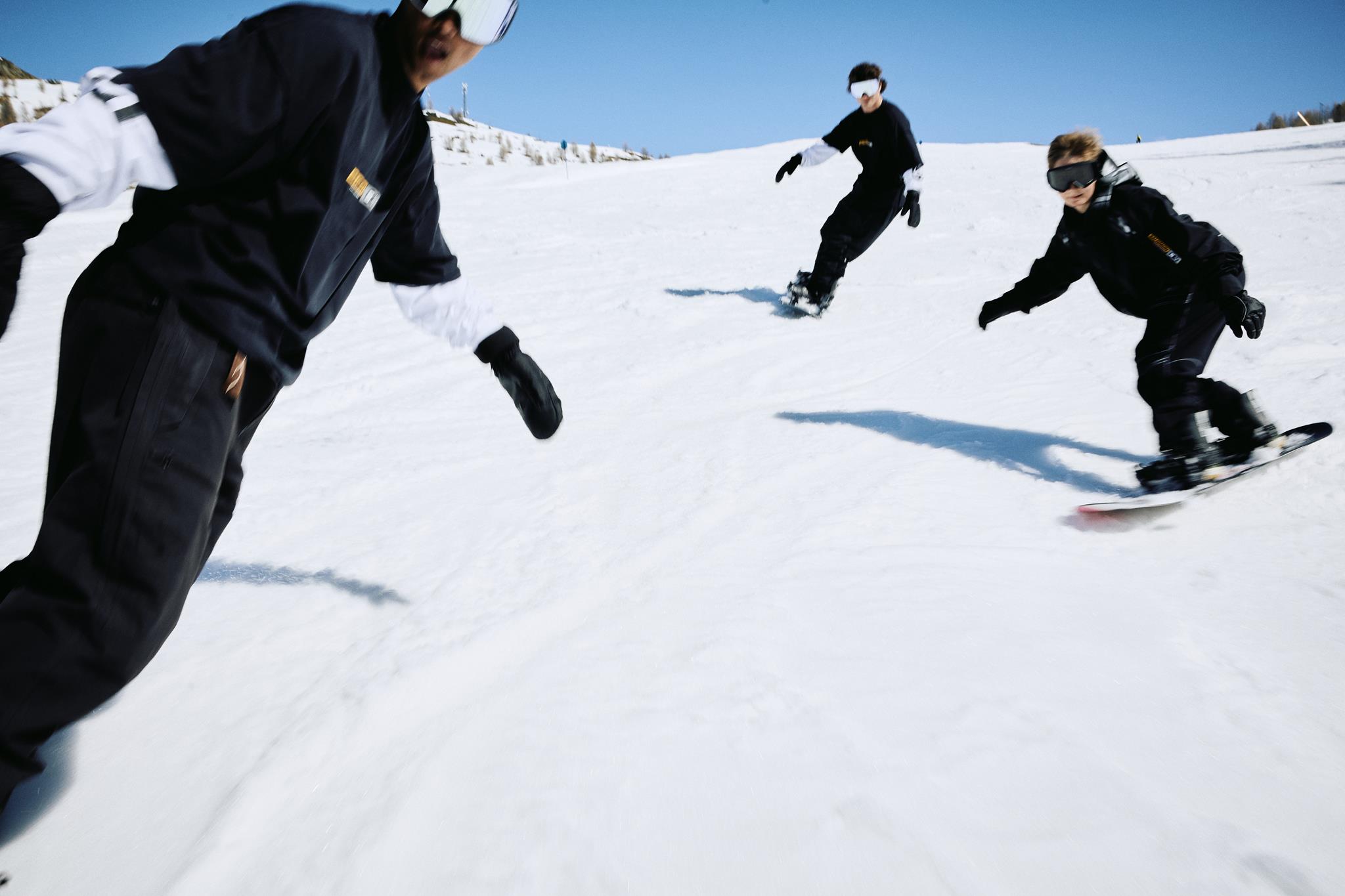 Salomon e Slam Jam presentano una collaborazione che fonde snowboard, performance e lifestyle urbano 