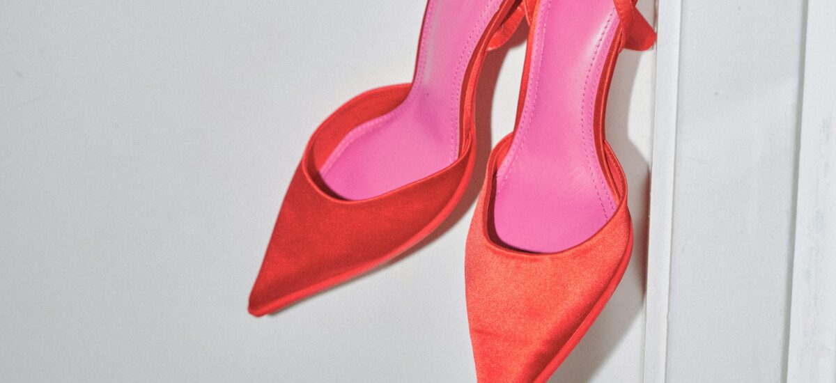 decollette donna stile