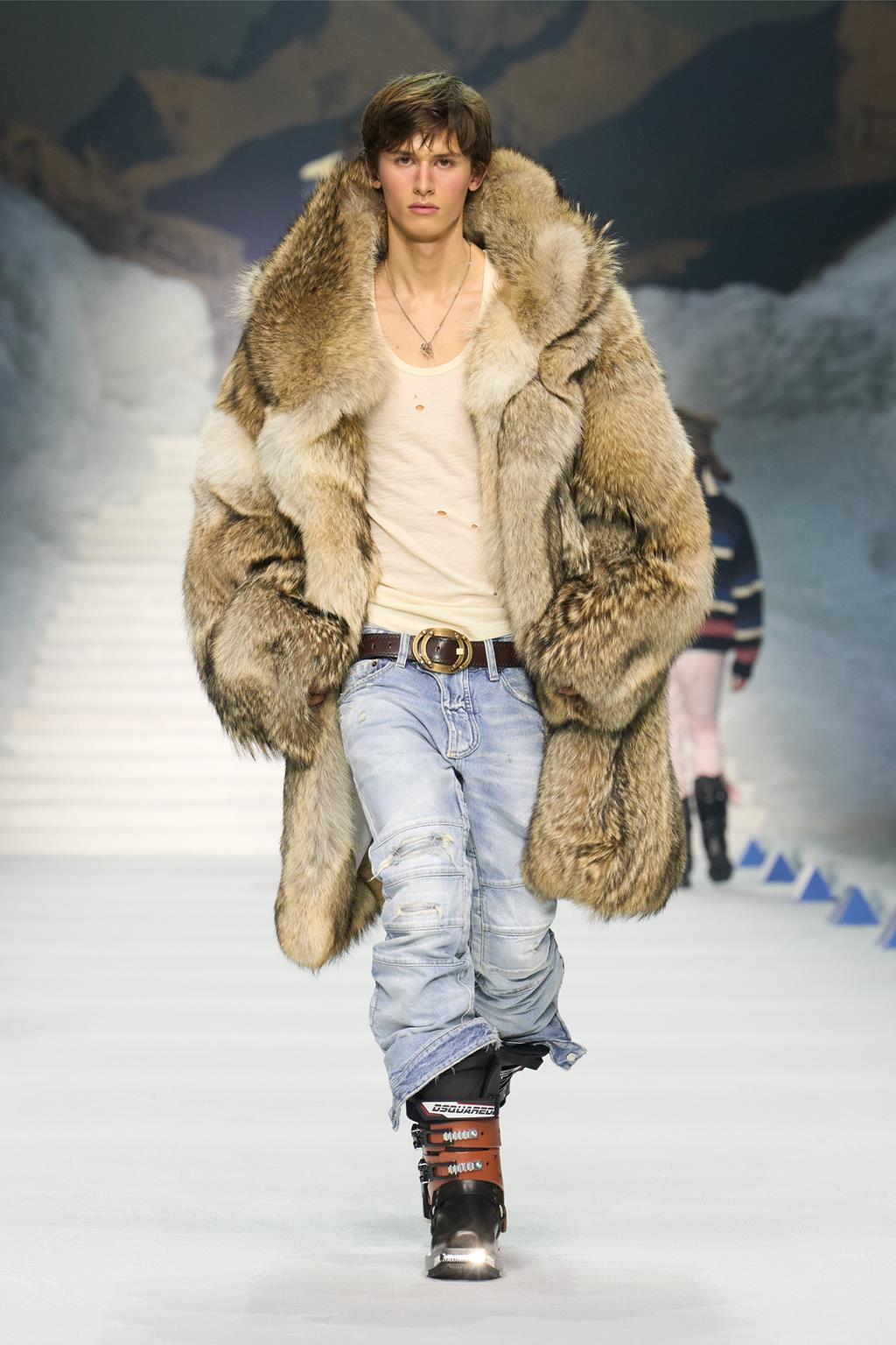 Dsquared2 presenta la He Do2 Ski Boot collezione fw26
