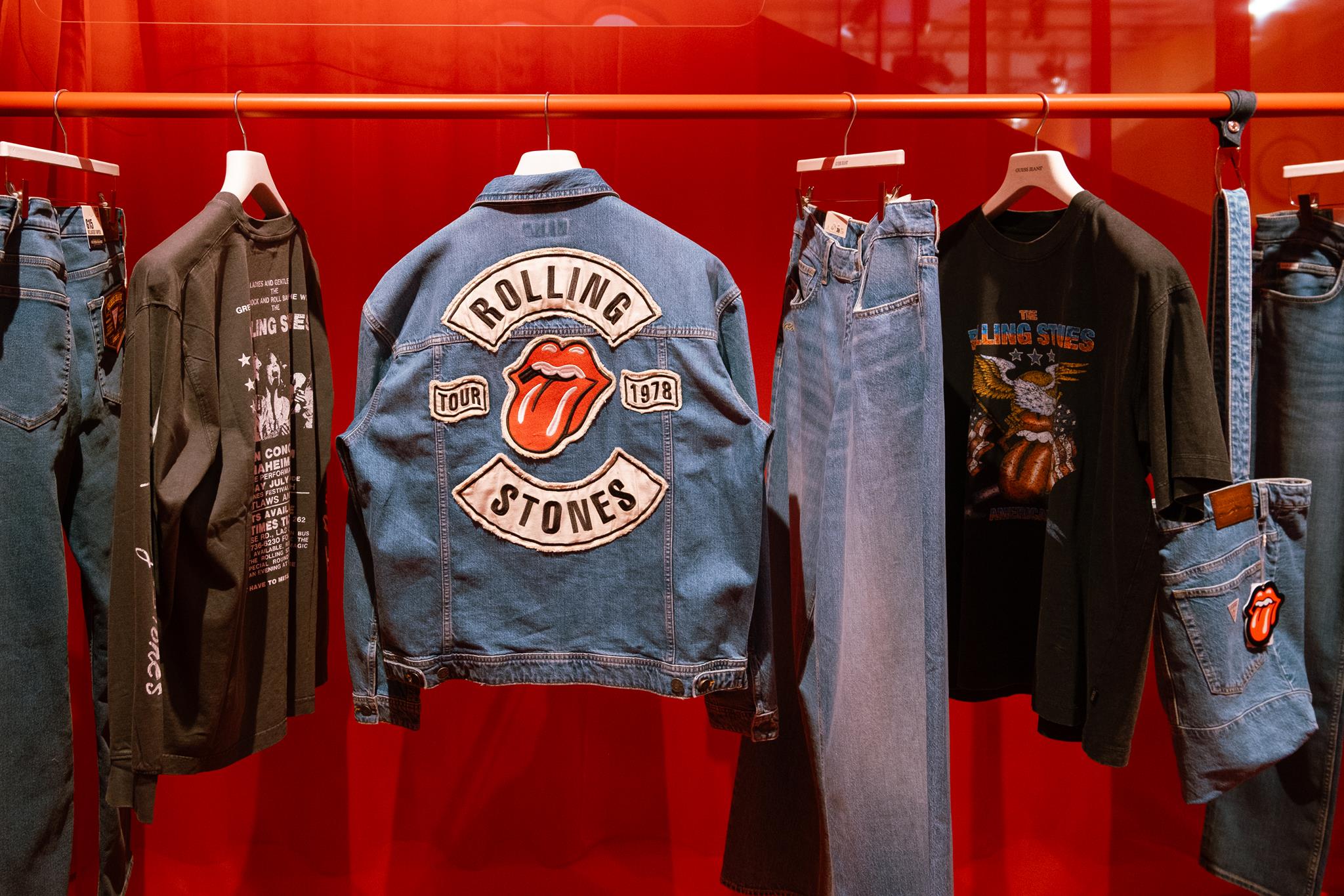 Guess Jeans presenta la AW26 West Coast