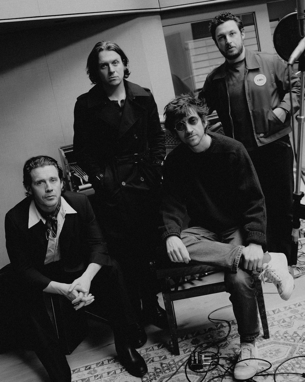 HELP(2) - Arctic Monkeys - Phoebe Fox - @shotbyphox