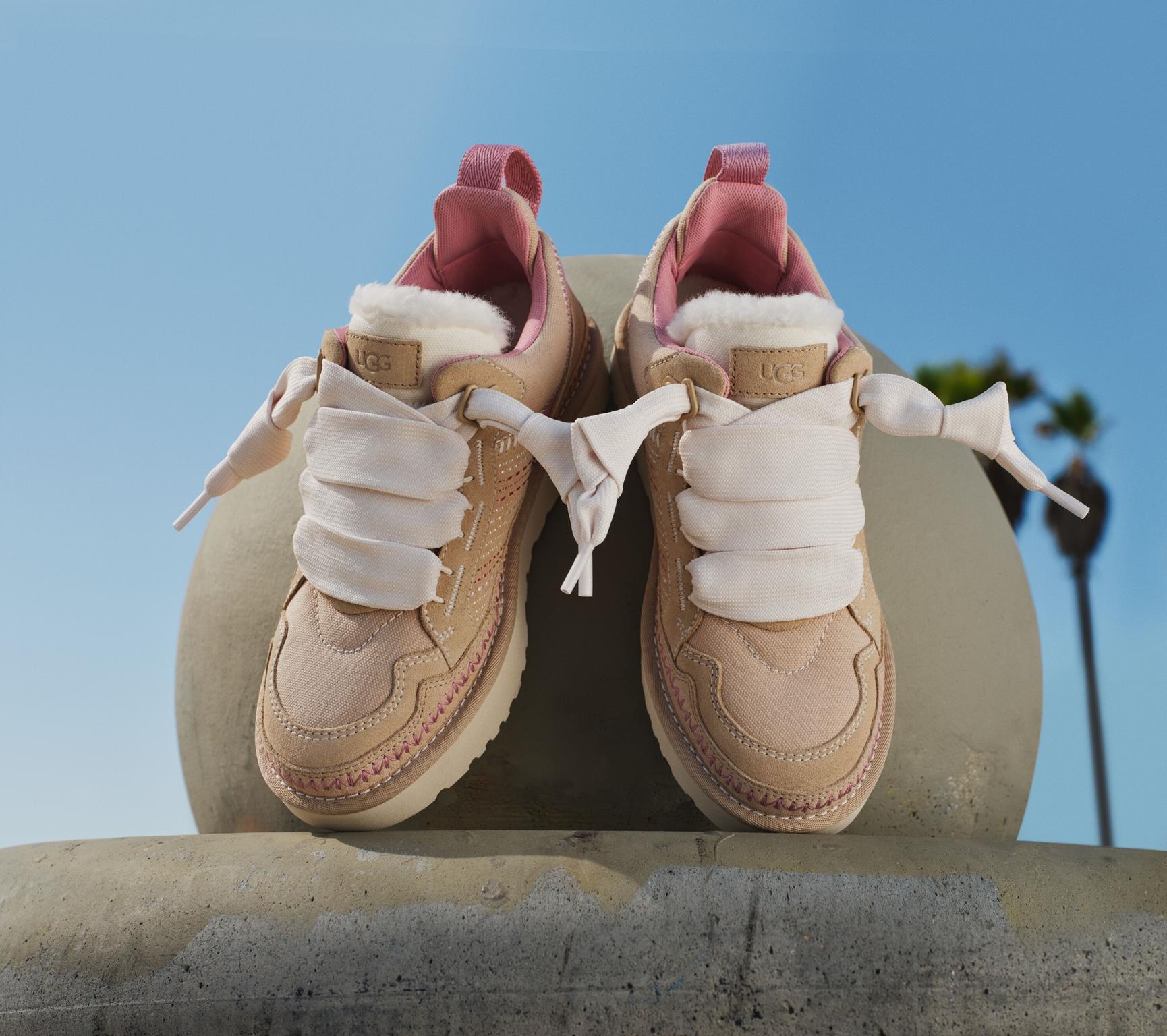 Ugg inaugura la primavera 2026 con la Lowmel Collection