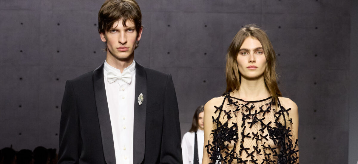 Emporio Armani FW 2026/27: la collezione Maestro sfila a Milano