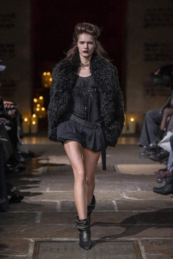 sfilata john richmond autunno inverno 2026 london fashion week foto runway