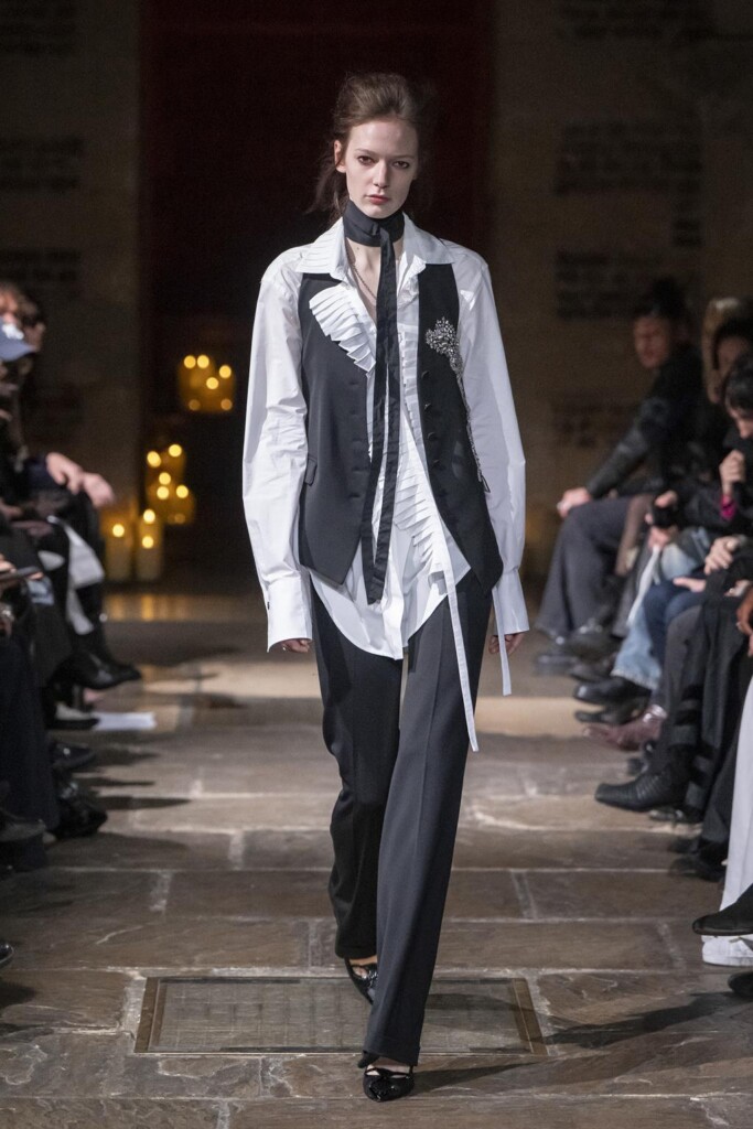 sfilata john richmond autunno inverno 2026 london fashion week foto runway