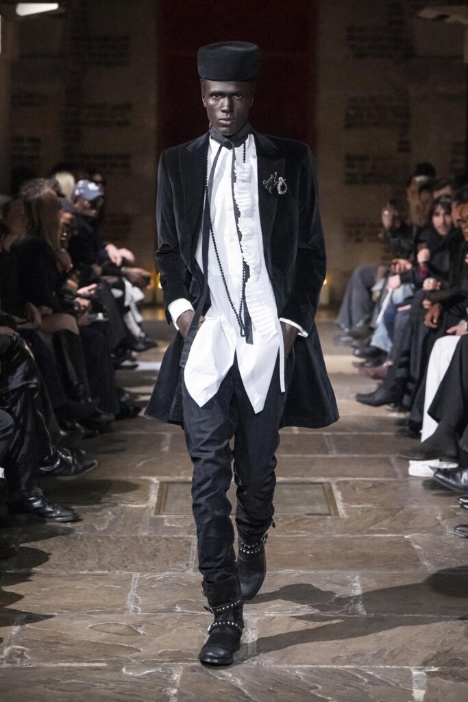 sfilata john richmond autunno inverno 2026 london fashion week foto runway