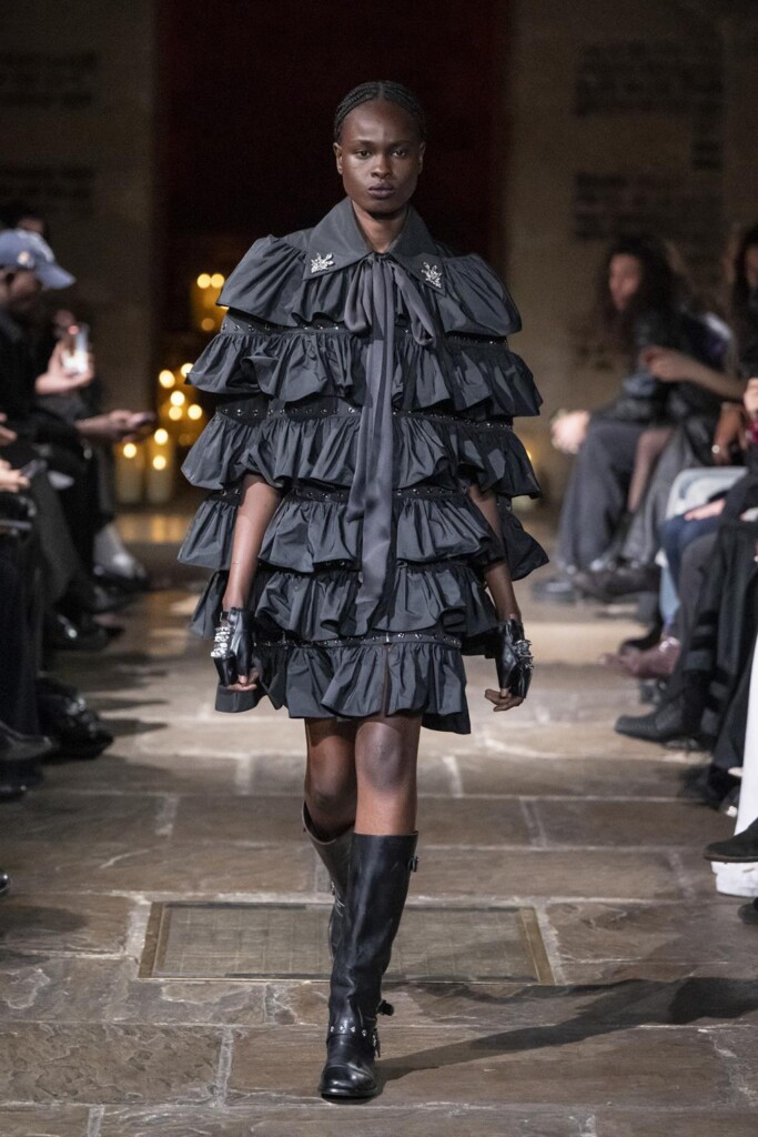 sfilata john richmond autunno inverno 2026 london fashion week foto runway