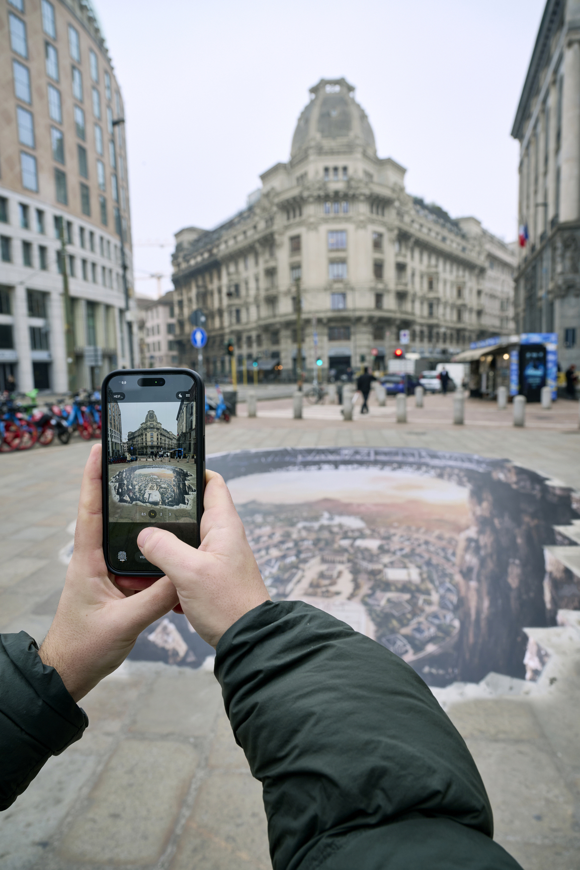 Installazione serie paradise a Milano 3