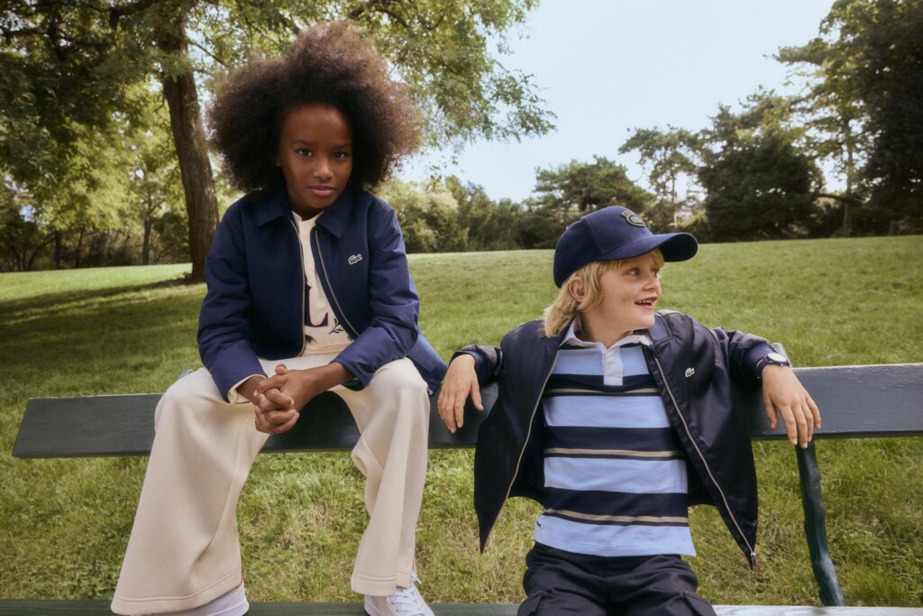 Lacoste Kids celebra la primavera con polo e t-shirt iconiche