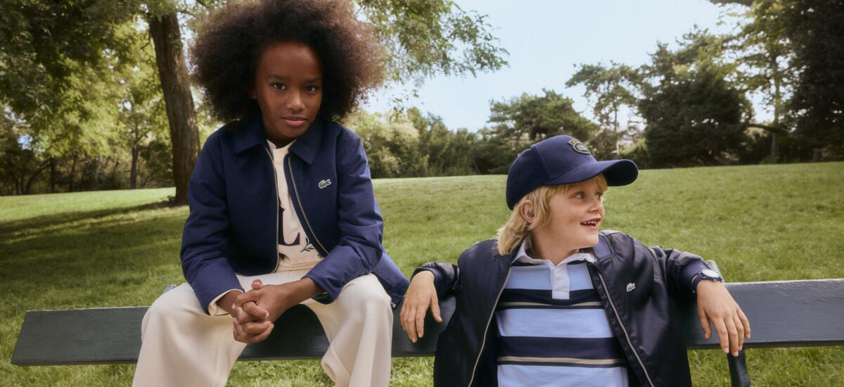 Lacoste Kids celebra la primavera con polo e t-shirt iconiche