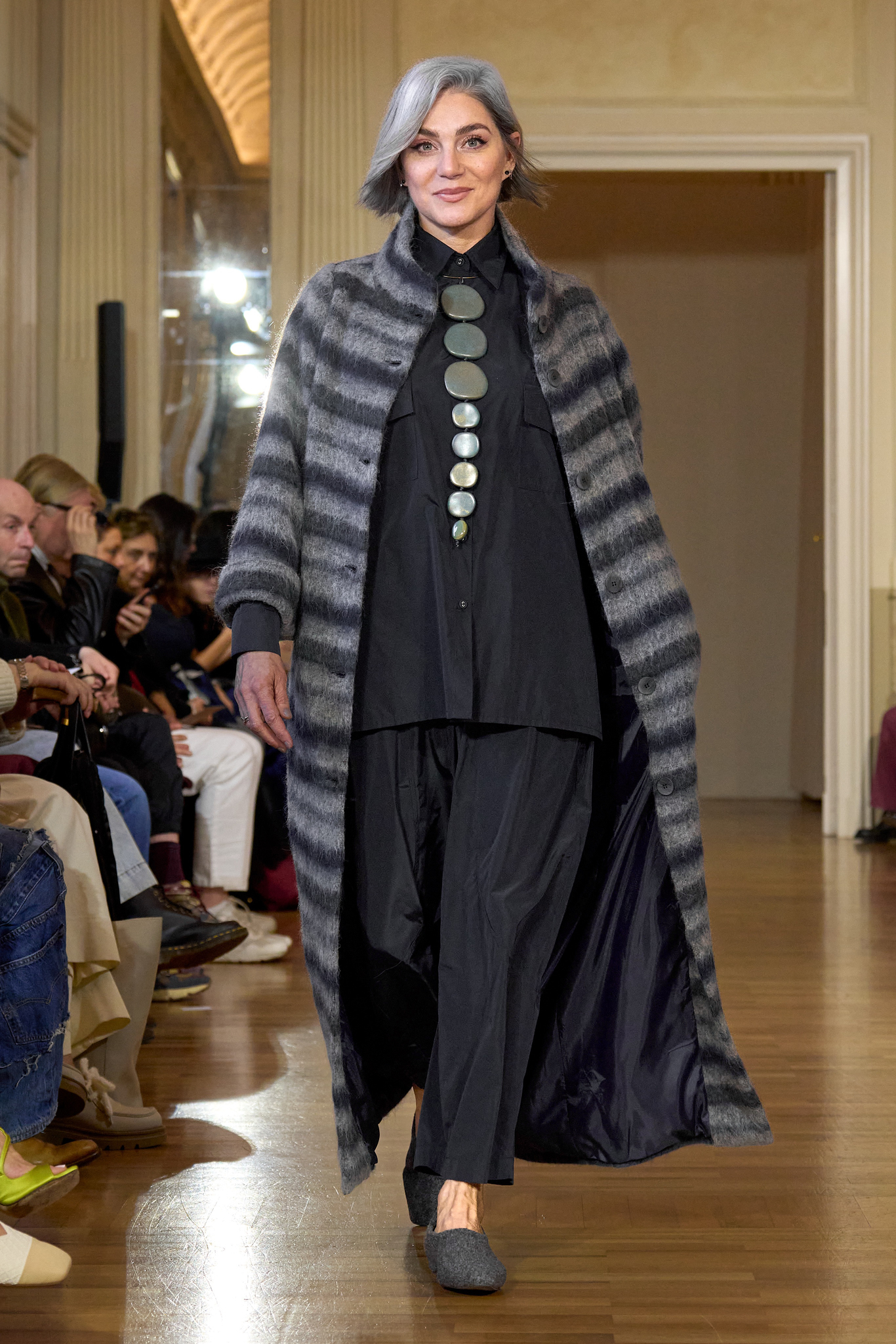 Martino Midali FW 2627 moda in sospensione