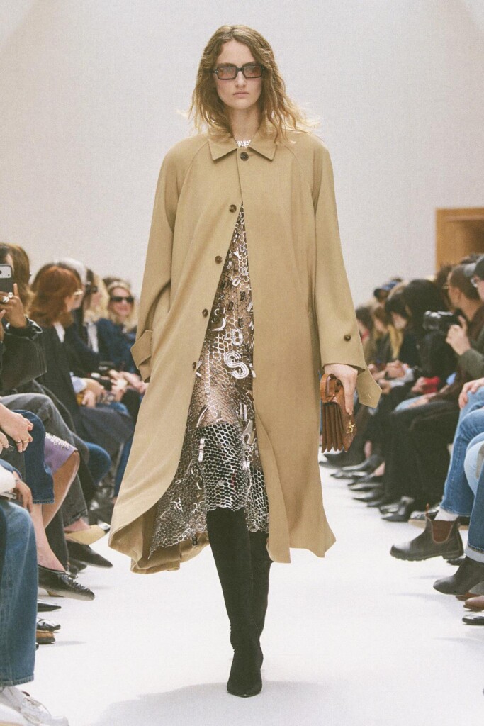 tutte le uscite in passerella della sfilata di celine autunno inverno 2026 (1)