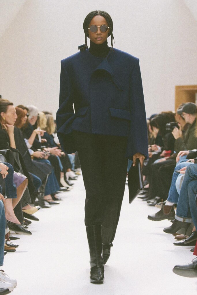 tutte le uscite in passerella della sfilata di celine autunno inverno 2026 (1)