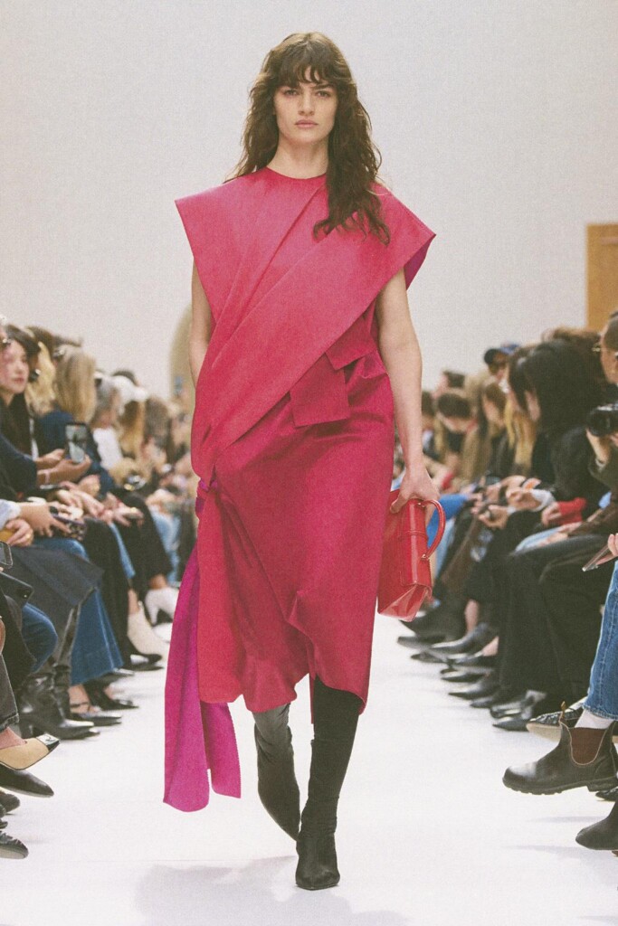 tutte le uscite in passerella della sfilata di celine autunno inverno 2026 (1)