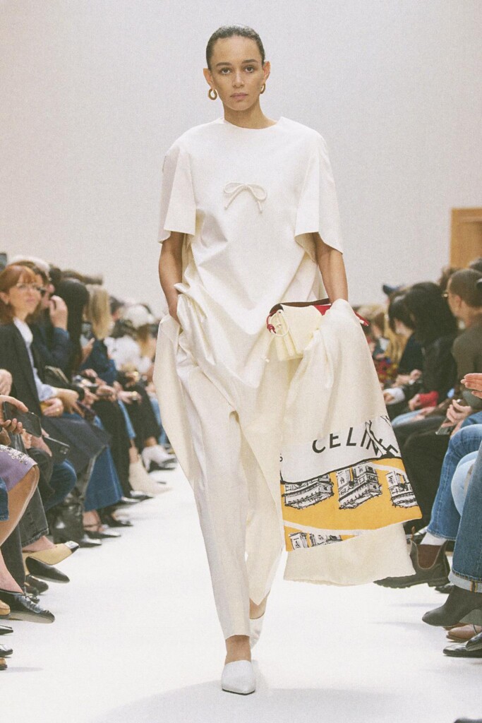 tutte le uscite in passerella della sfilata di celine autunno inverno 2026 (1)