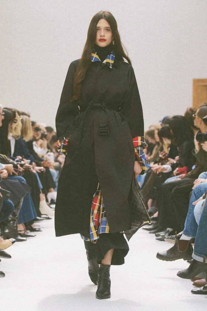 tutte le uscite in passerella della sfilata di celine autunno inverno 2026 (1)
