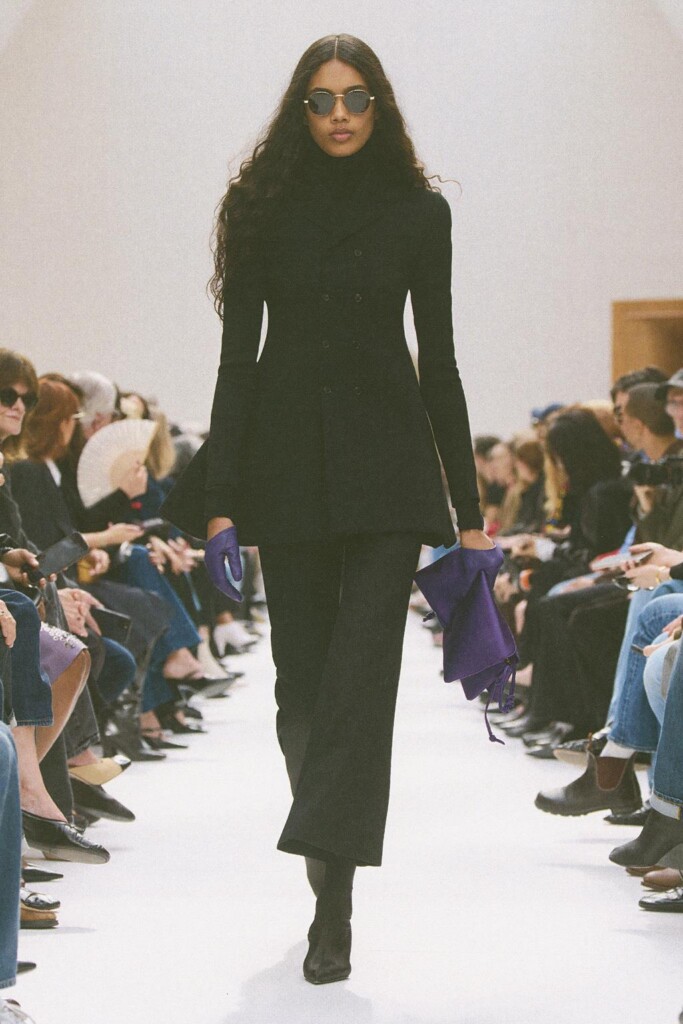 tutte le uscite in passerella della sfilata di celine autunno inverno 2026 (1)