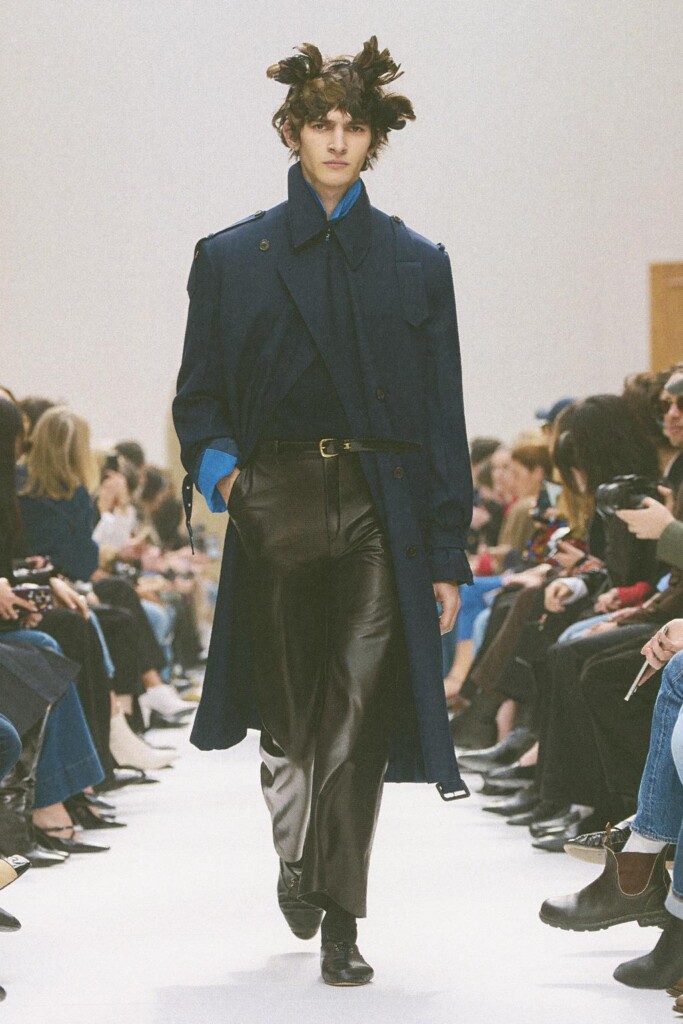 tutte le uscite in passerella della sfilata di celine autunno inverno 2026 (1)