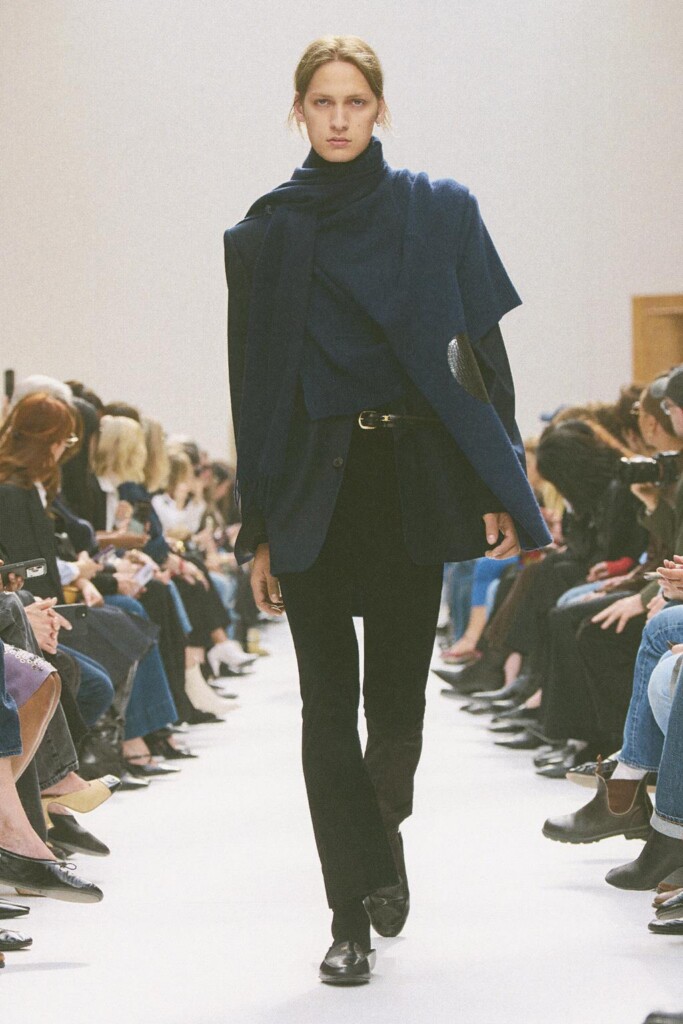 tutte le uscite in passerella della sfilata di celine autunno inverno 2026 (1)