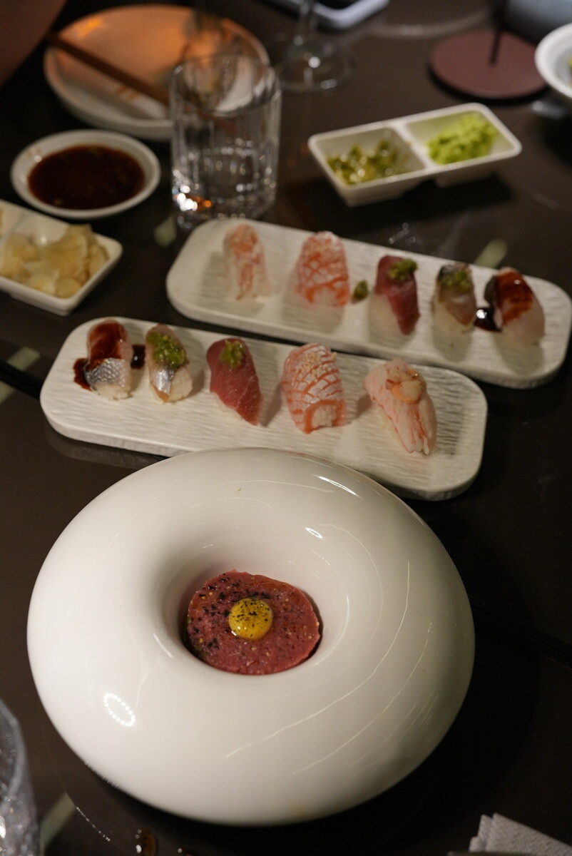 AYU sushi concept all you can eat sushi
