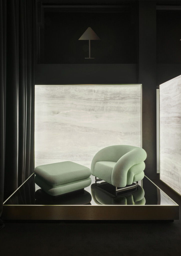 Armani Casa Icone_ Baloon_ph. Giulio Ghirardi
