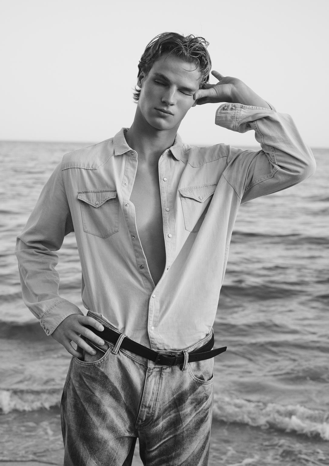 Emporio Armani celebra i 45 anni di Armani Jeans con una capsule in denim