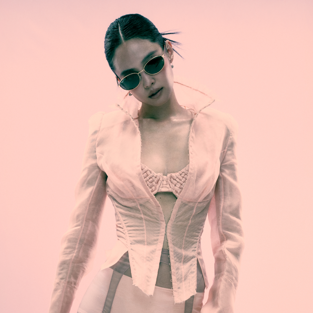 jennie ray ban meta 