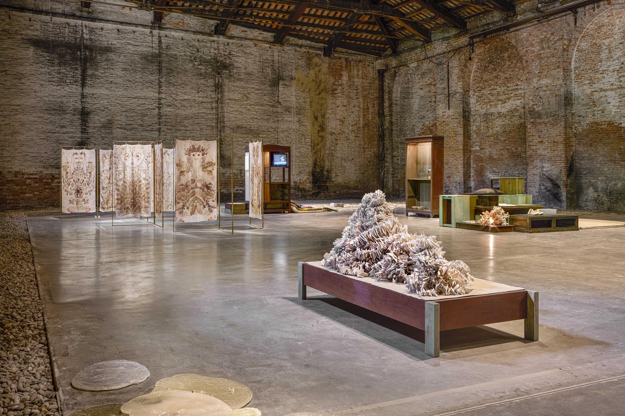 CON TE CON TUTTO, Chiara Camoni, Padiglione Italia, Biennale Arte 2026