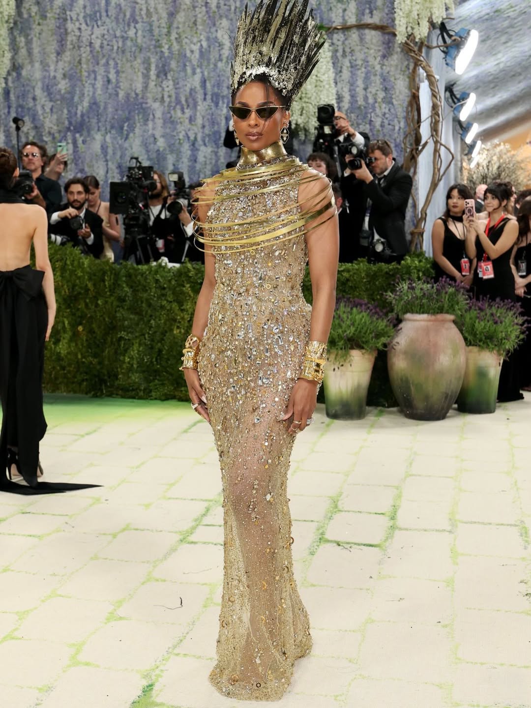 Ciara in Celia Kritharioti