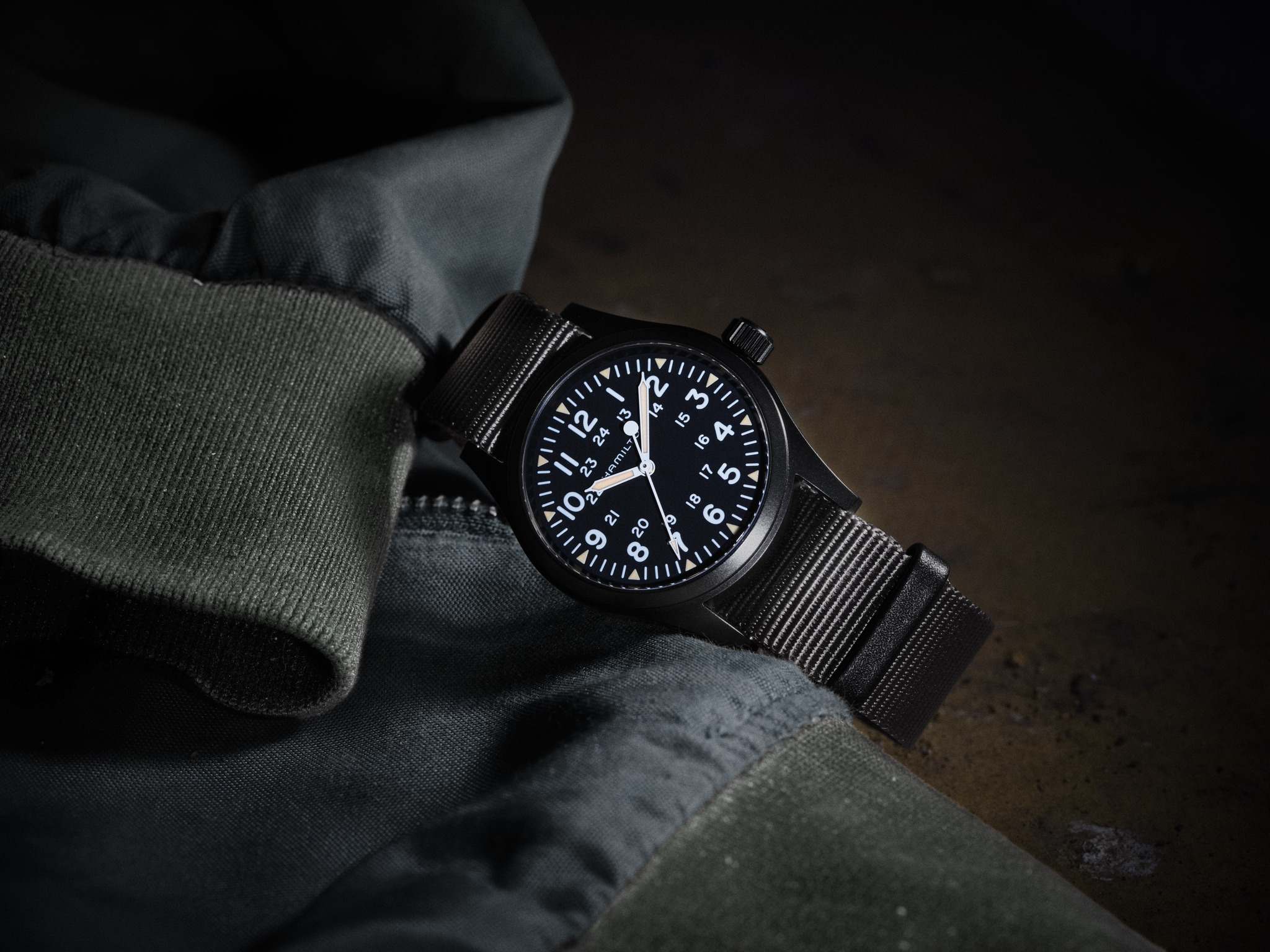 Disclosure Day orologi Hamilton immagini 4
