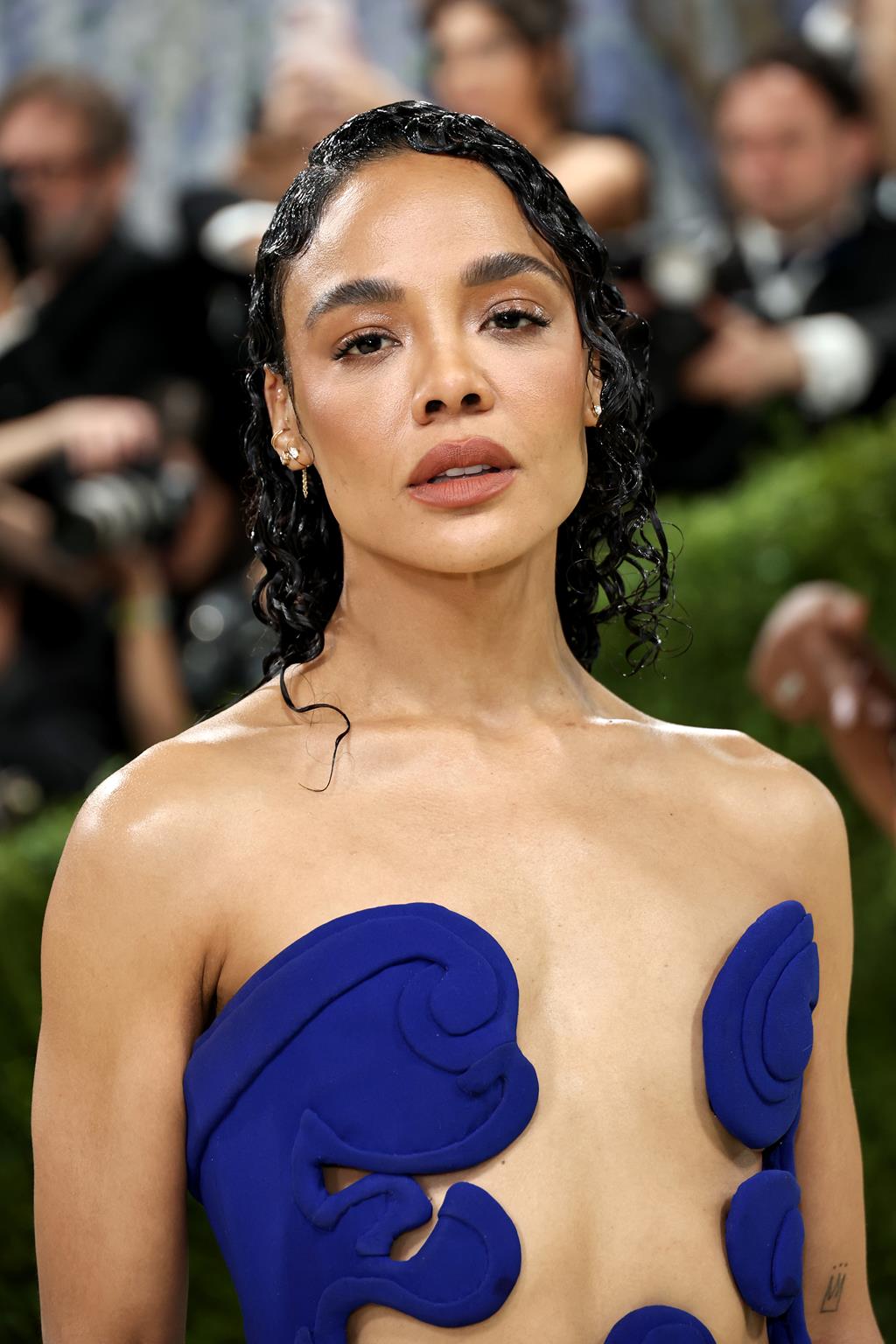 Tessa Thompson in Pandora Lab-Grown Diamond Jewelry and Valentino_Image Credit_ Getty, Jamie McCarthy