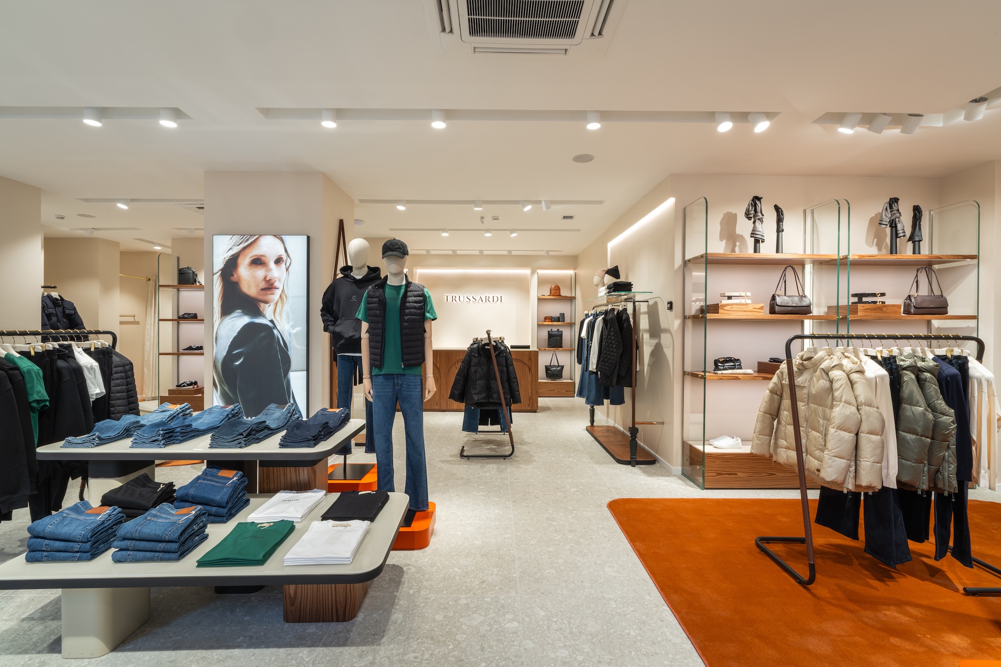 Trussardi New Opening Retail Boutique Lusso 3