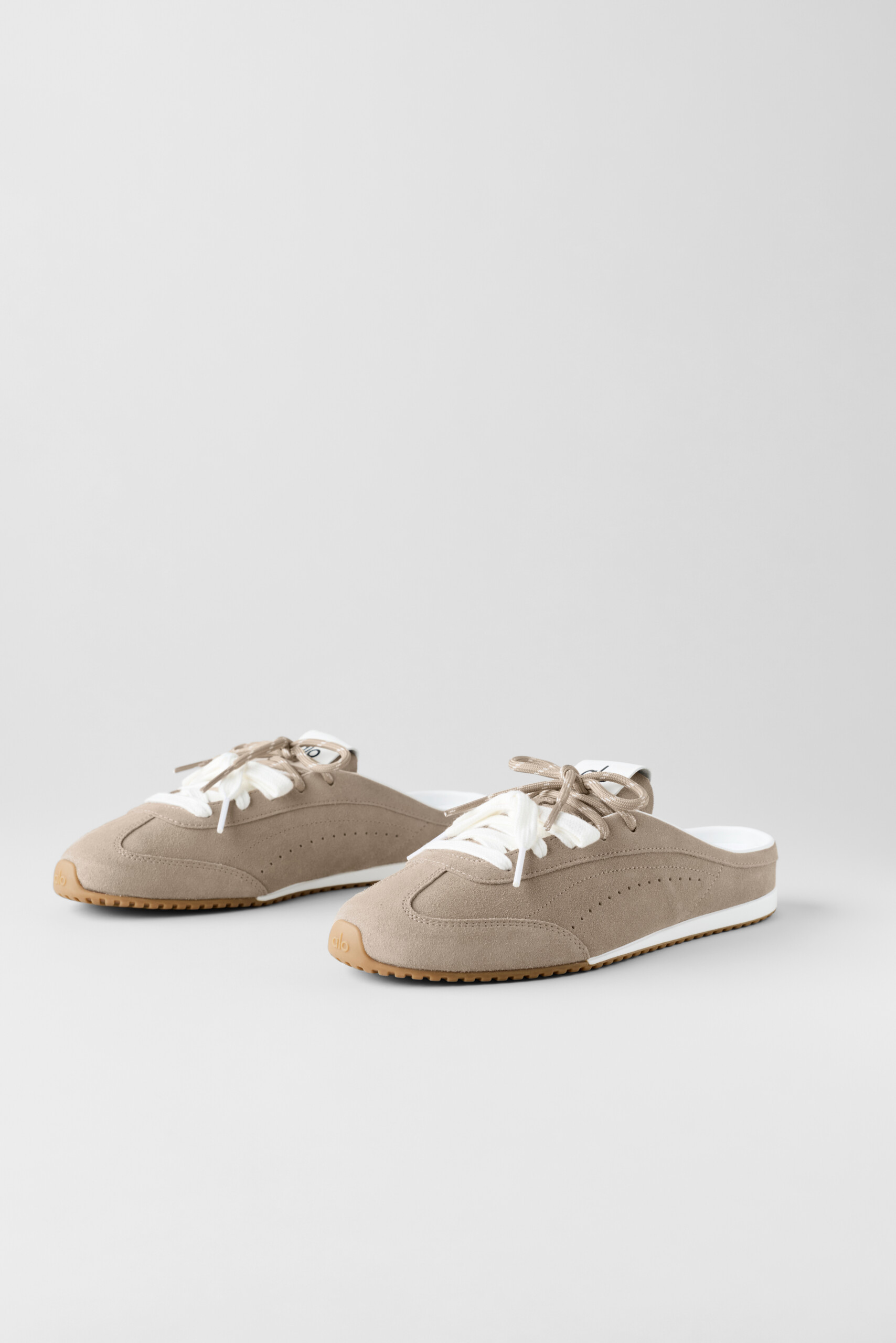 alo sneakers mule