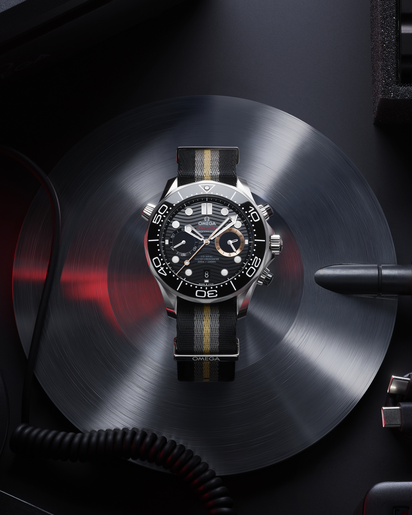 immagini orologio 007 omega 3