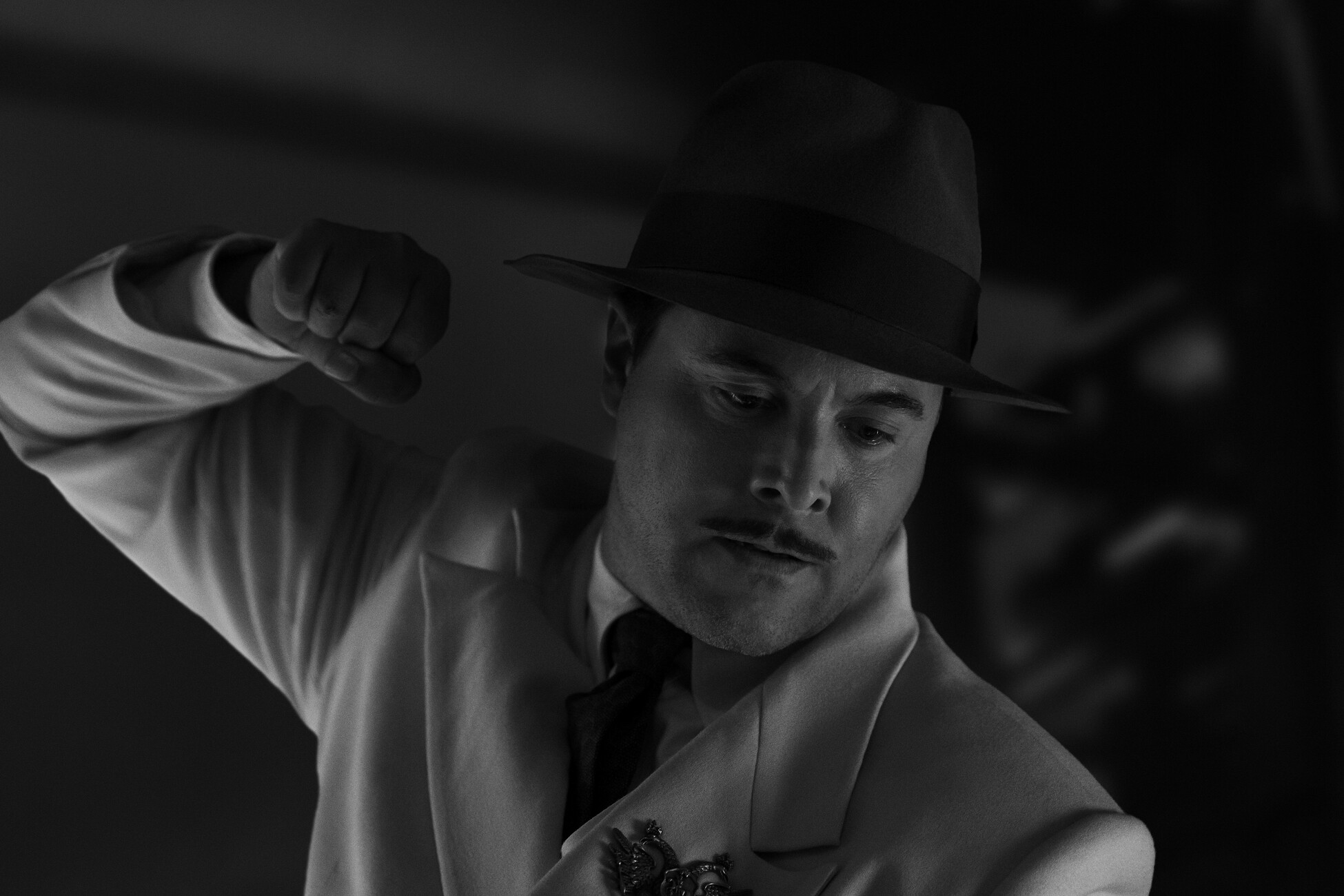 Jack Huston (Flint Marco/Sandman) in SPIDER-NOIRPhoto: Aaron Epstein/Prime
© Amazon Content Services LLC
