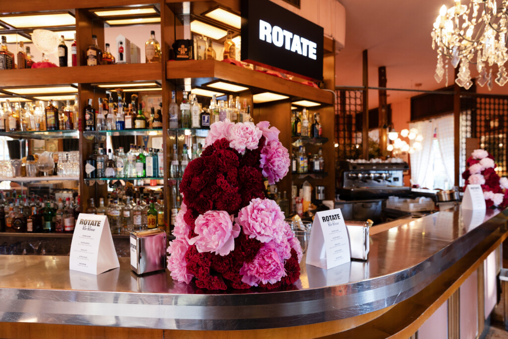 Rotate celebra la Pre-Fall 2026 al Bar Basso di Milano