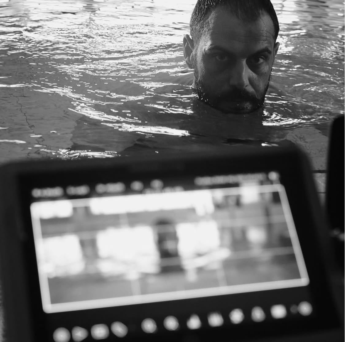 Andrea Montovoli sul set