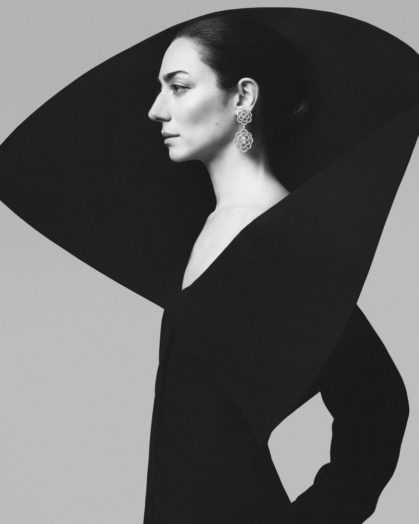 Buccellati presenta la campagna Serenissima con Conie Vallese e Nathaniel Goldberg
