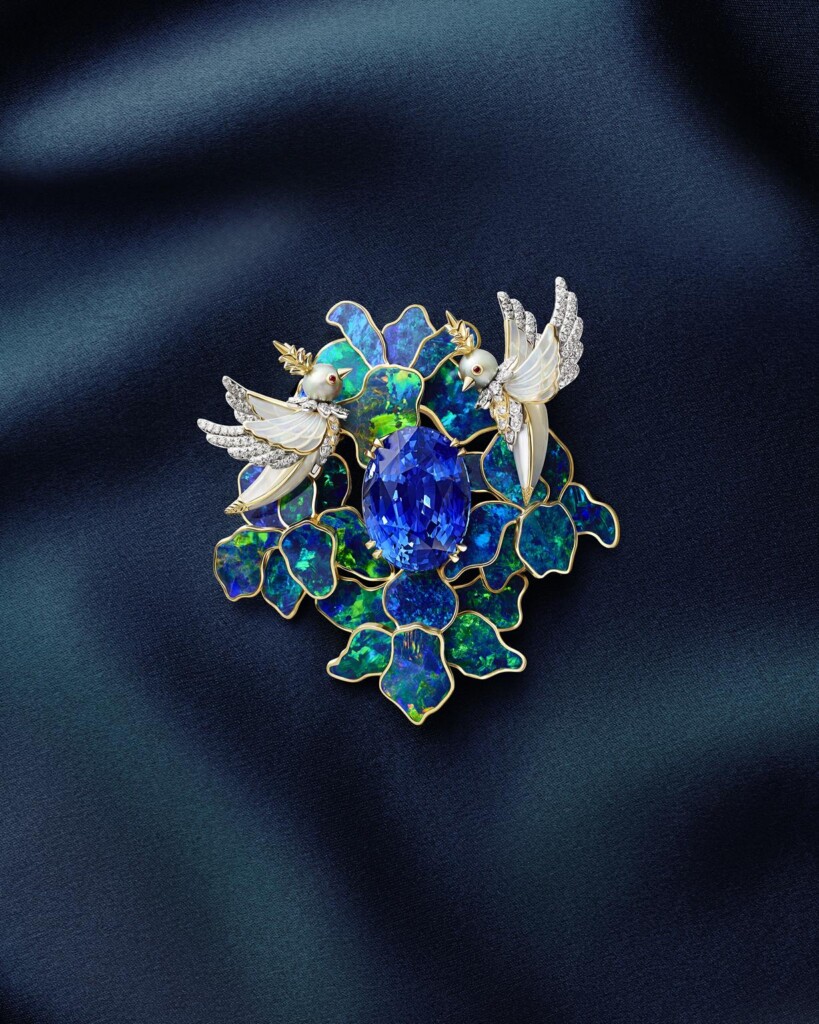 Tiffany & Co. presenta Legendary Bird The Sapphire Edition