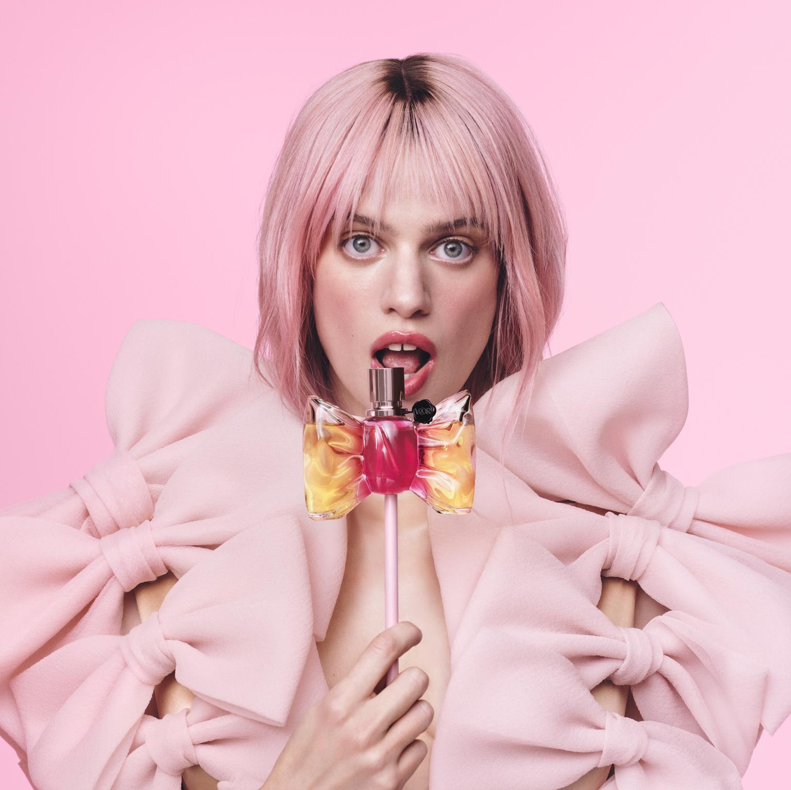 Viktor&Rolf lancia Bonbon, la nuova collezione gourmand con tre fragranze