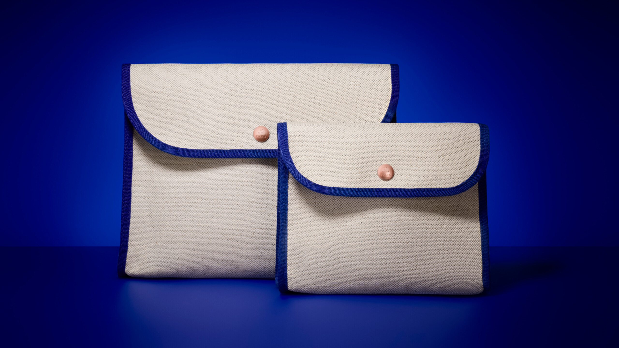 augustinus bader l uniform pouch duo travel kit